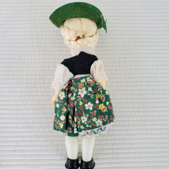 8 Czech Folklore Boy Girl Dolls 1950s 4"-12" Folk Czechoslovakian Ethnic Dress - Picture 9 of 16